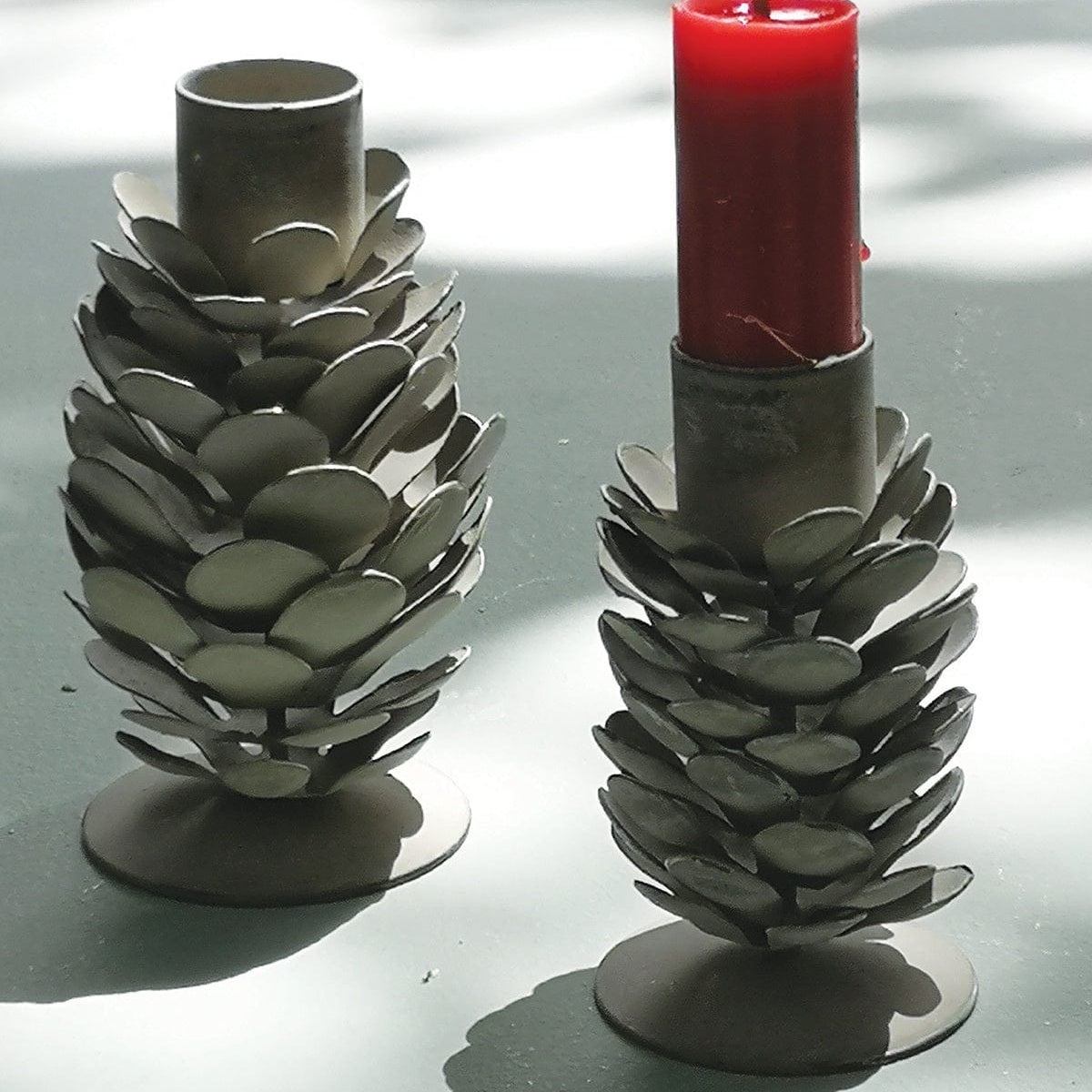 Candles Antique Rust Fir Cone Candleholder 26185