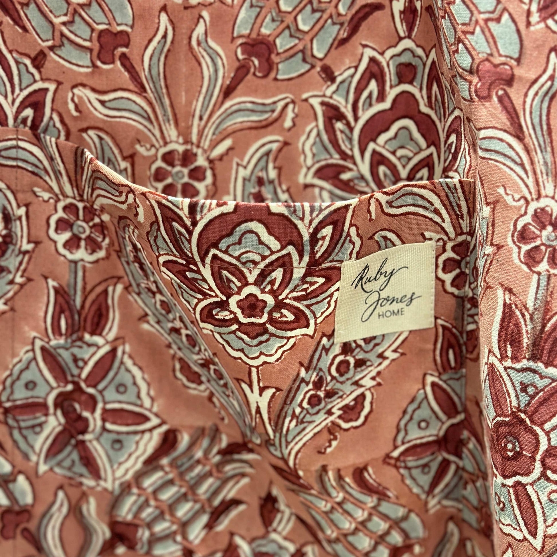 Tablecloths & Napkins Apron - Mulberry Botanical 21544