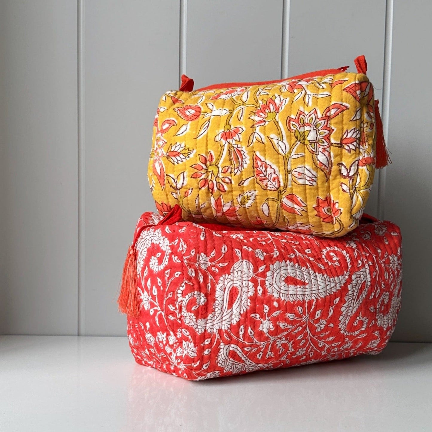 Lifestyle Cosmetics Bag - Crimson & White