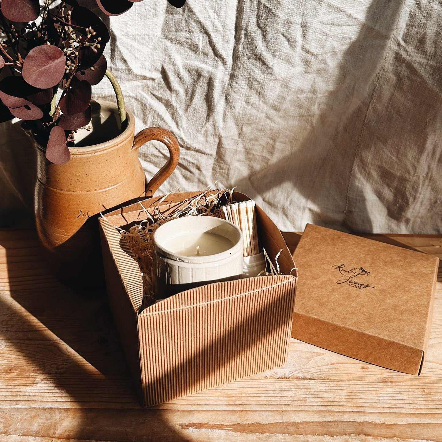 All Year Gift Box Scented Candle Lavender + Matches 21339