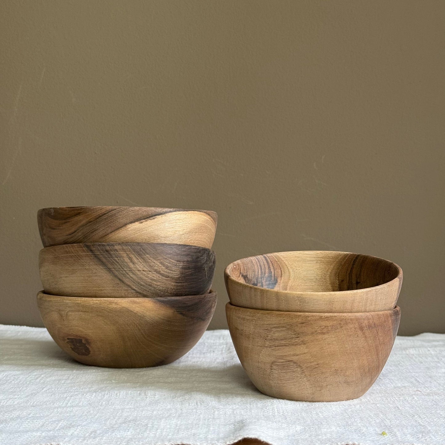 Kitchenalia Olive Wood Bowl Medium 25241