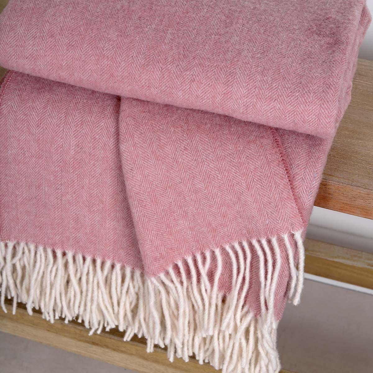 Woollen Throws Pure Wool Throw - Soft Pink 26327