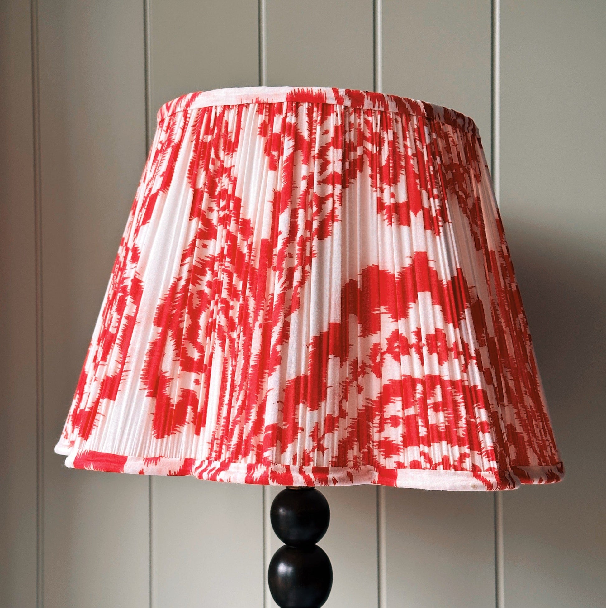 Empire Scalloped Lampshade - Scarlet Ikat on White