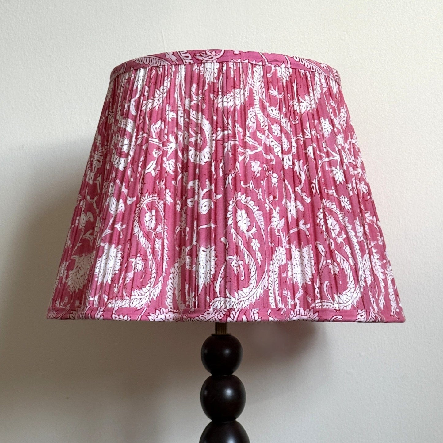 Empire/Scalloped Scalloped Lampshade - White Botanicals on Rose