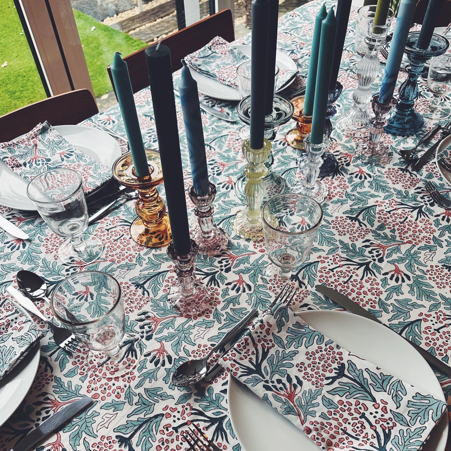 Tablecloths & Napkins Tablecloth - Cambridge Blue & Coral