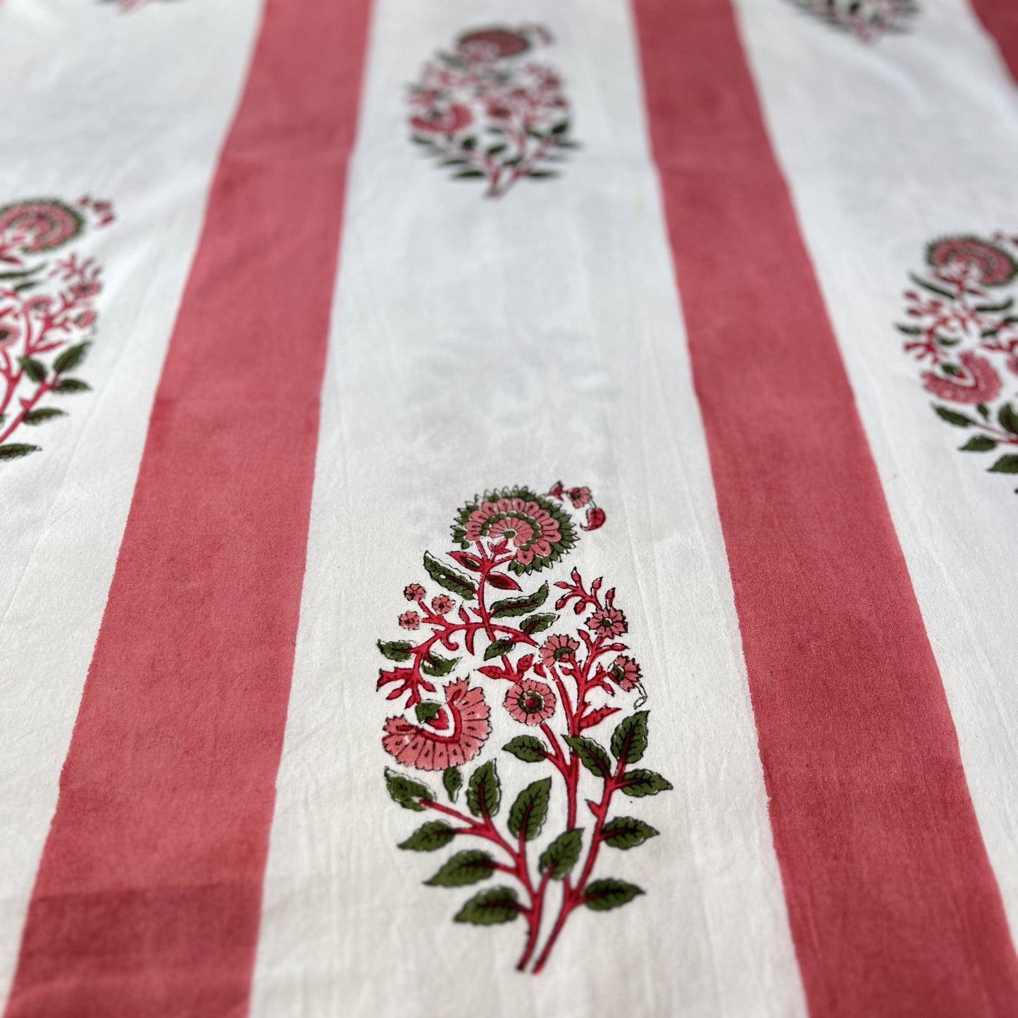 Tablecloths Tablecloth - Climbing Botanicals on Rhubarb Stripe Medium 230x150 25081