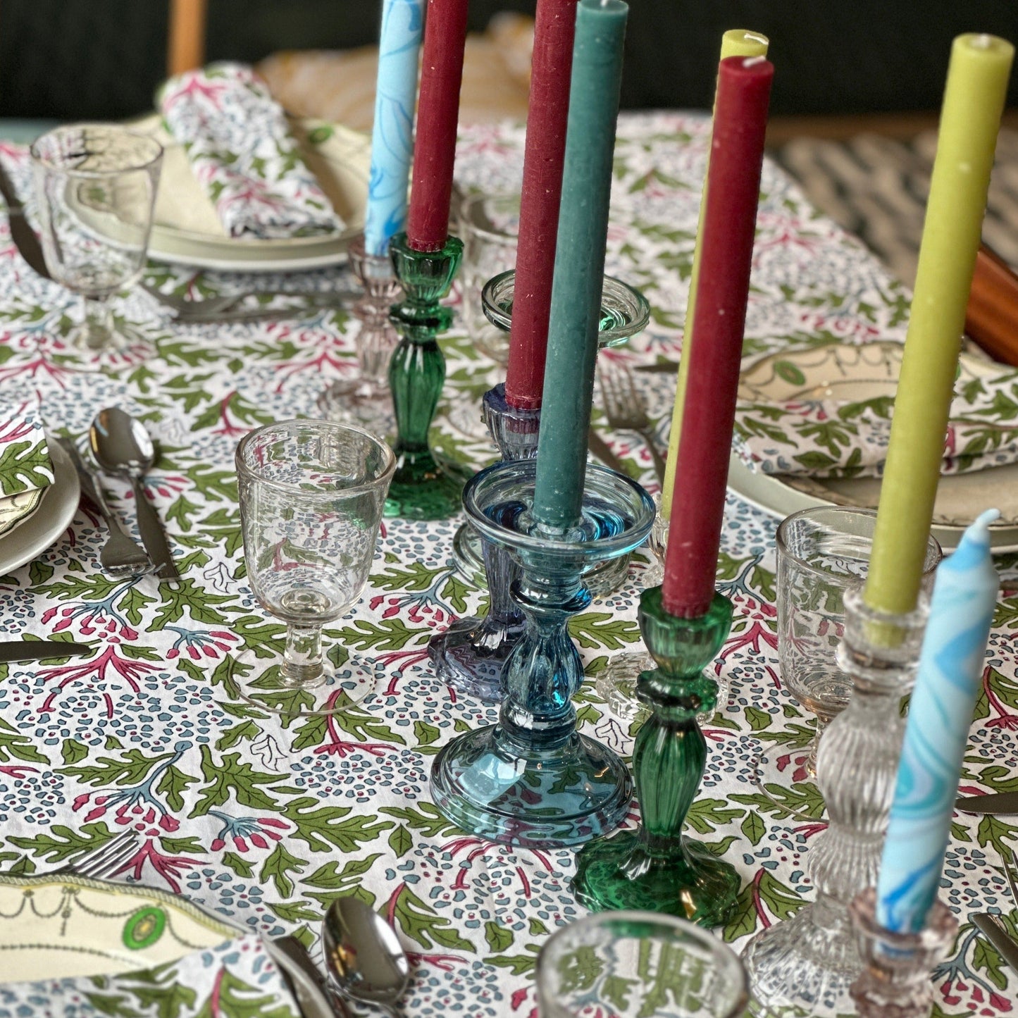 Tablecloths & Napkins Tablecloth - Oak Leaf Hydrangeas