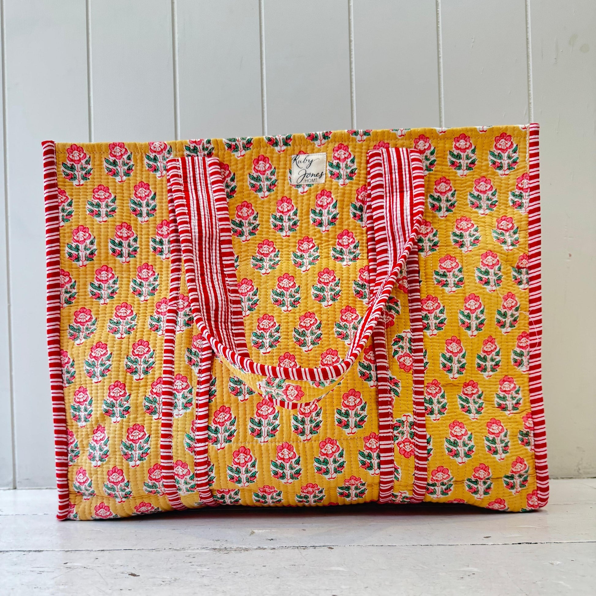 Tote Bags Tote - Coral Flowers on Sand 25051
