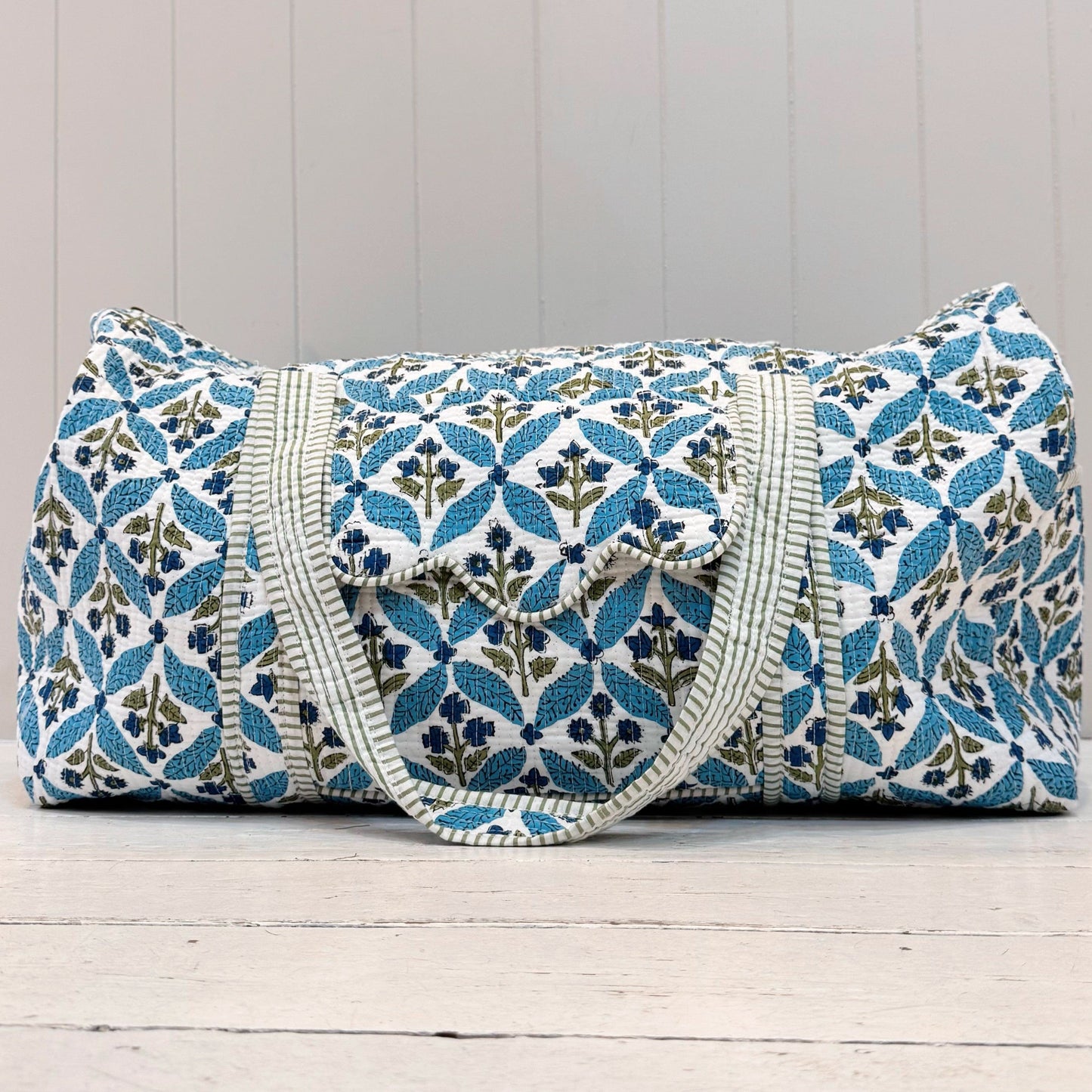 Weekender Bags Weekender Bag - Blue Wildflower Trellis 24372