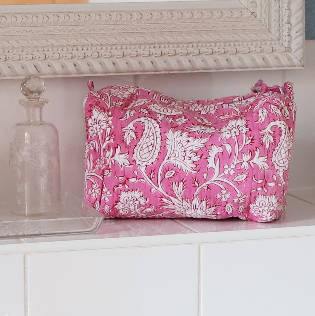 Kapoor Carpets & Textiles Lifestyle Cosmetics Bag - Fuschia Pink