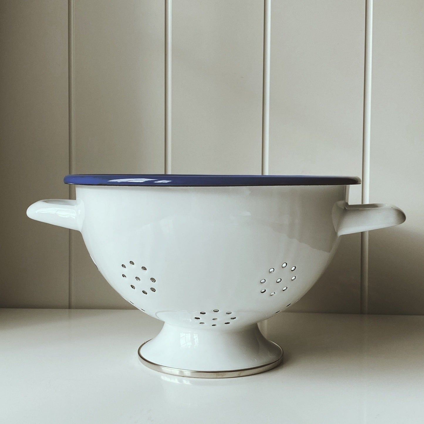 Home Cook Wholesale Kitchenalia Enamel Colander - Blue/White Large 12728