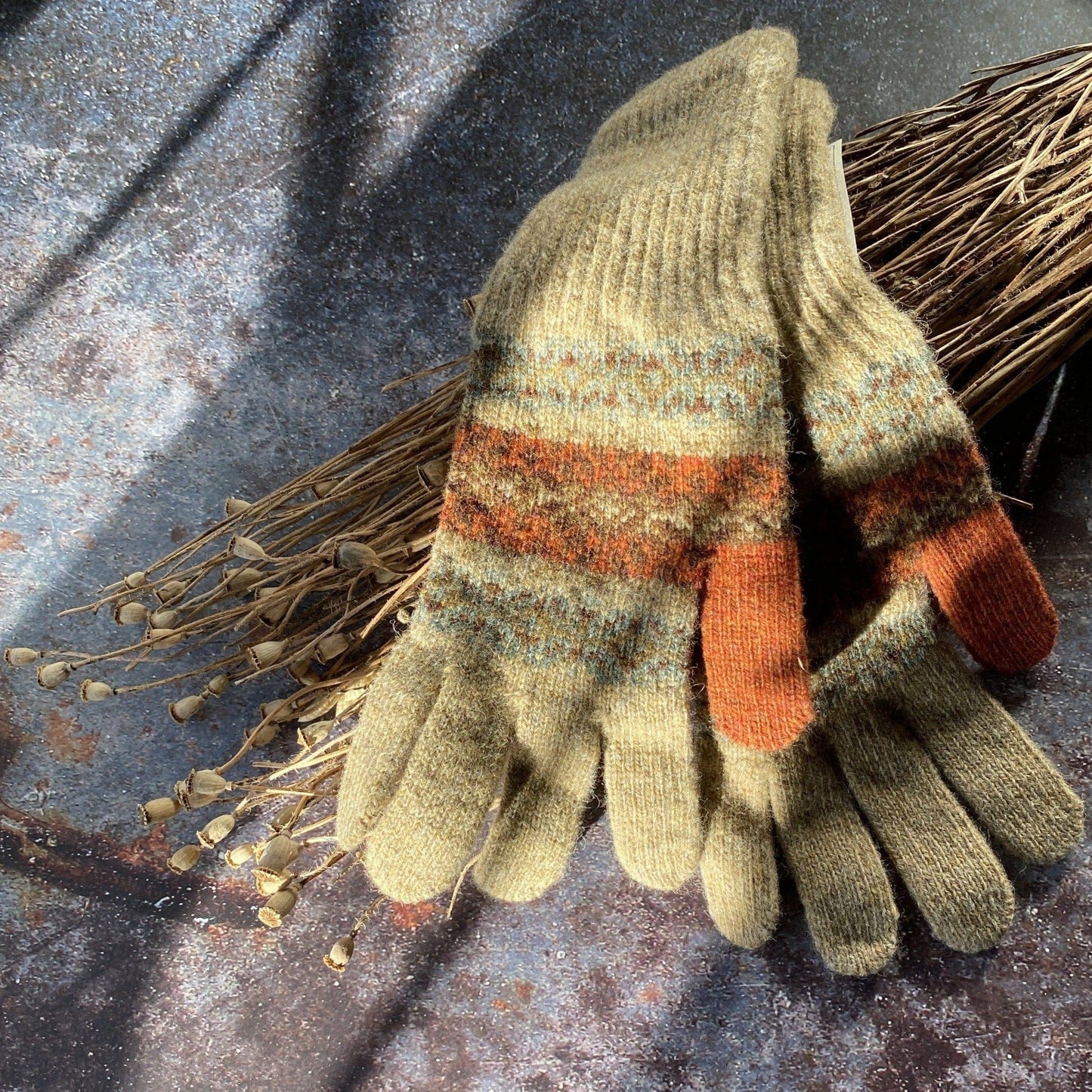 Louise Wedderburn Fashion Shetland Wool Fair Isle Gloves Eigg - Fawn 17585