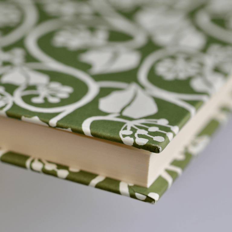 Greetings Cards & Stationery Cambridge Imprint - Very Large Hardback Notebook