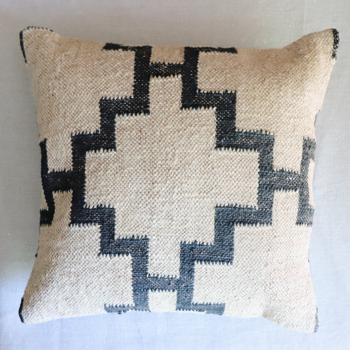 Cushions Cushion - Jute Kilim - Taupe/Black 20321