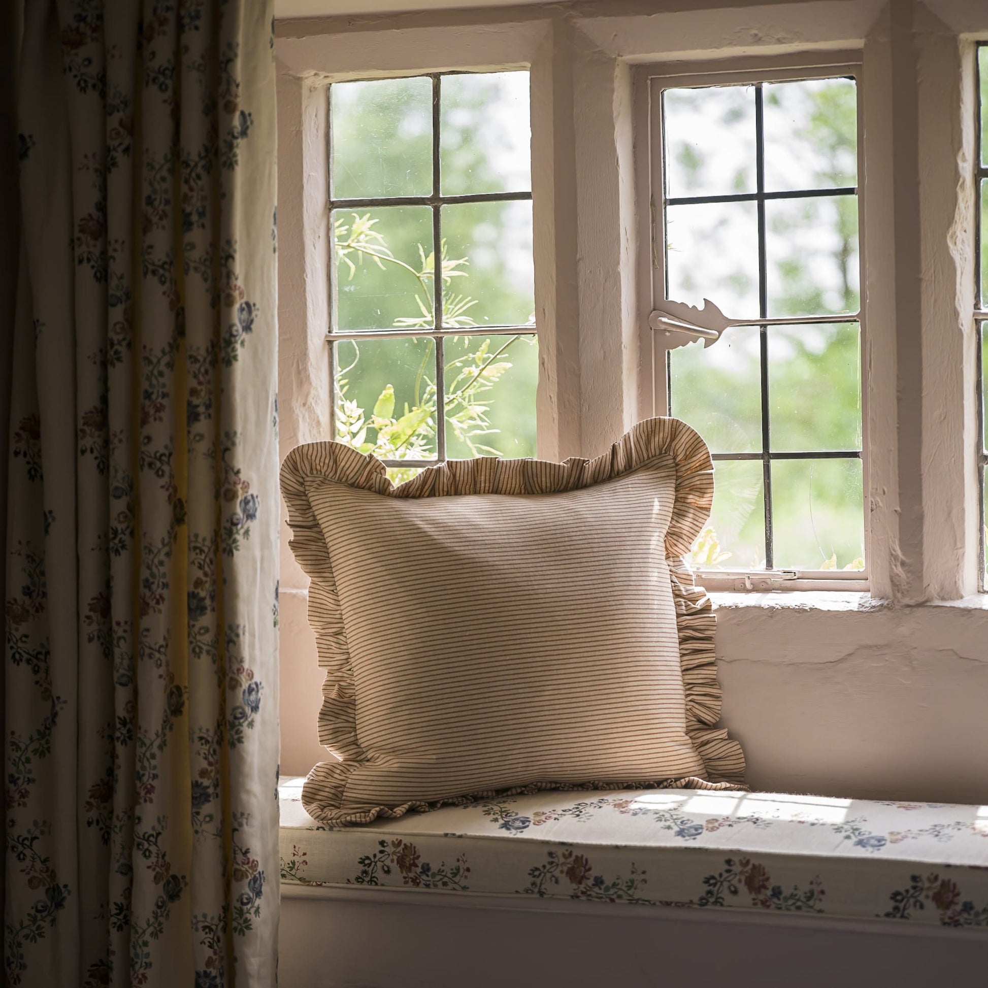 Cushions Cushion - Stripe Frill - Brick 26481