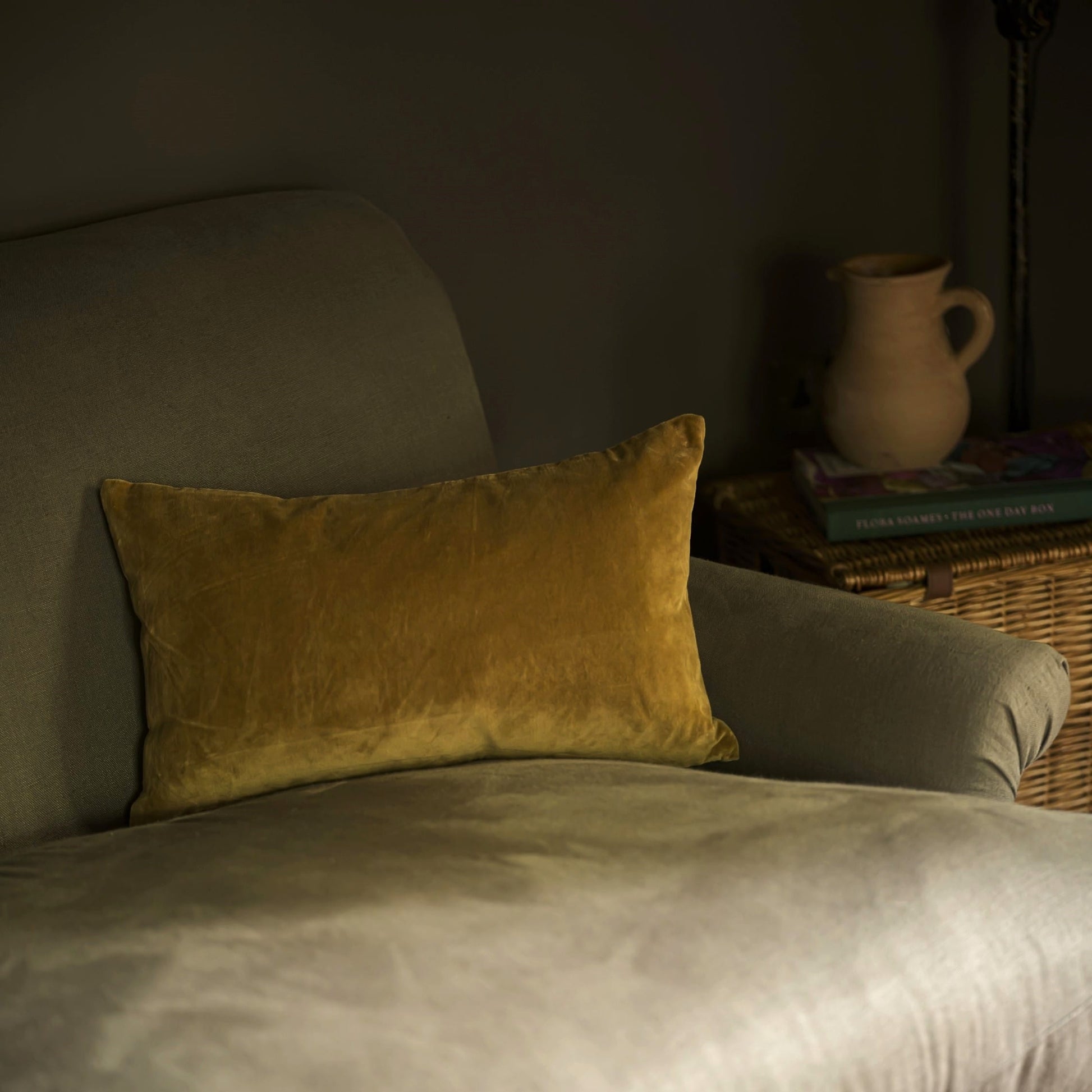 Cushions Cushion - Velvet, Gold 30x50cm 26489