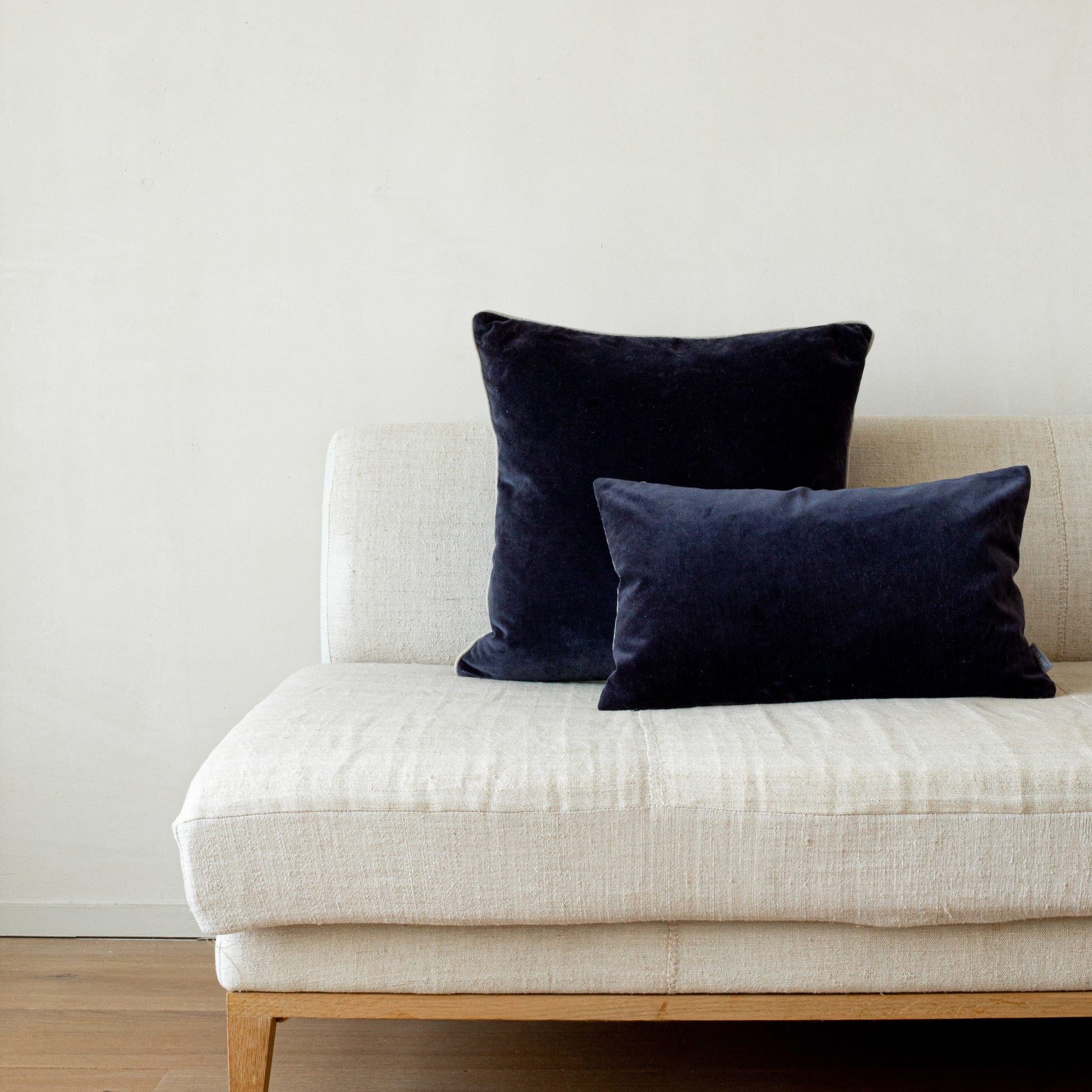 Cushions Cushion - Velvet, Indigo 50x50cm 26563