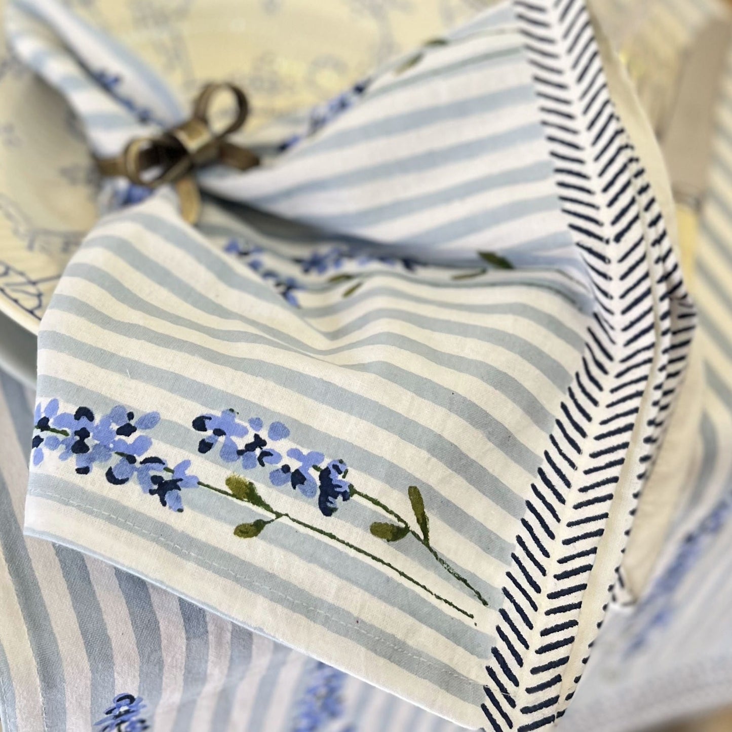 Cloth Hand Printed Napkin - English Lavender on Powder Blue Stripe 27984