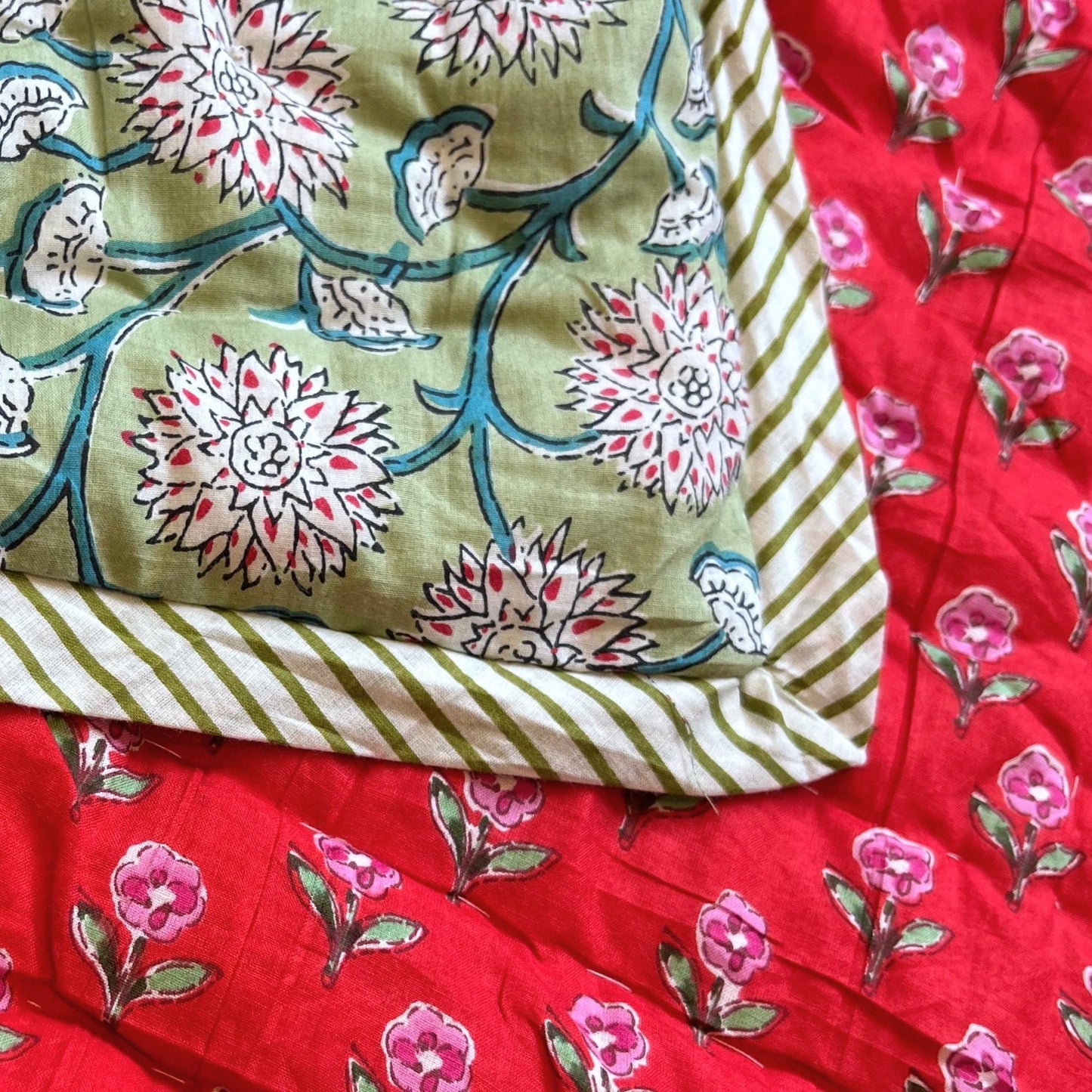 Quilt Handmade Quilt - Cottage Blossom Trail 27725
