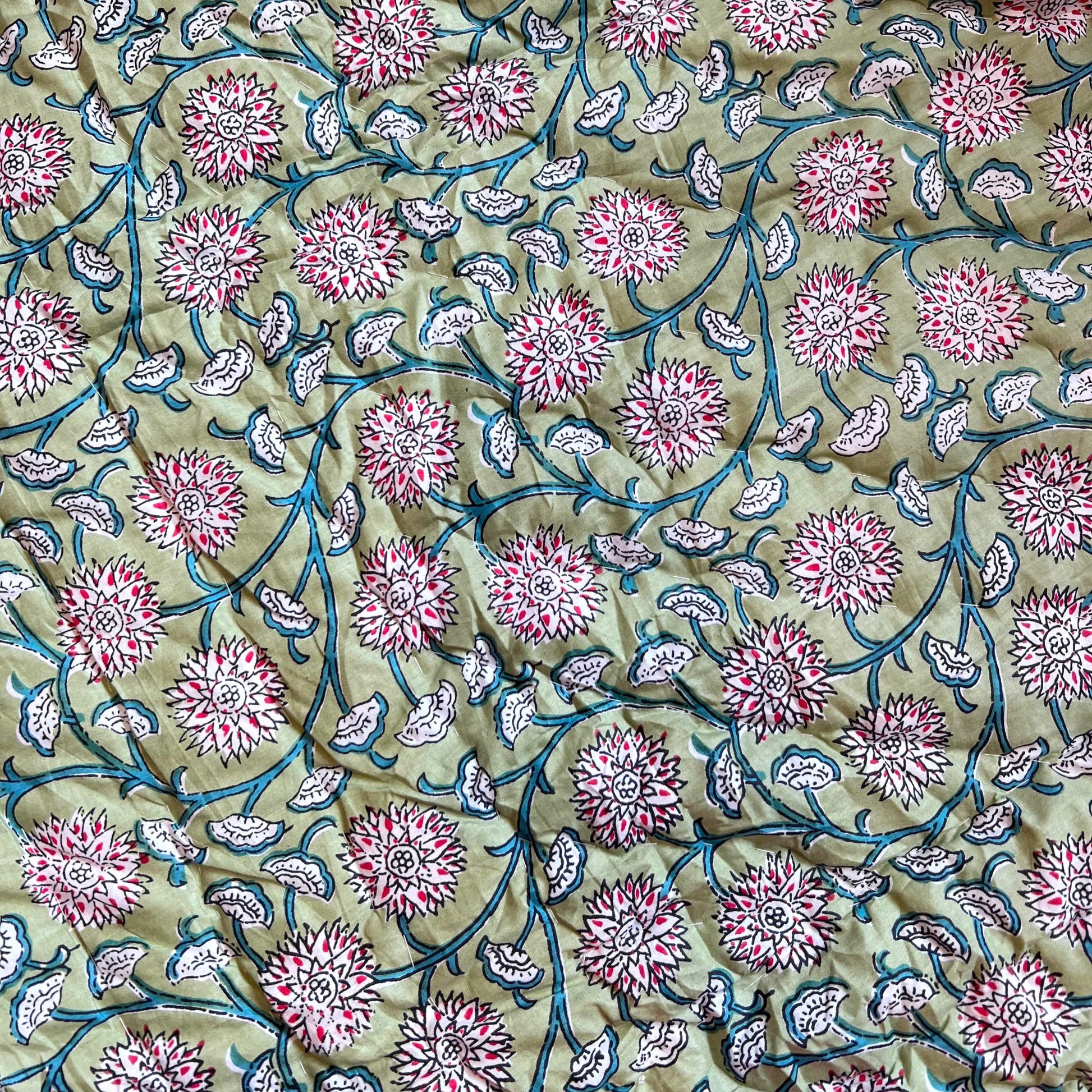 Quilt Handmade Quilt - Cottage Blossom Trail 27725