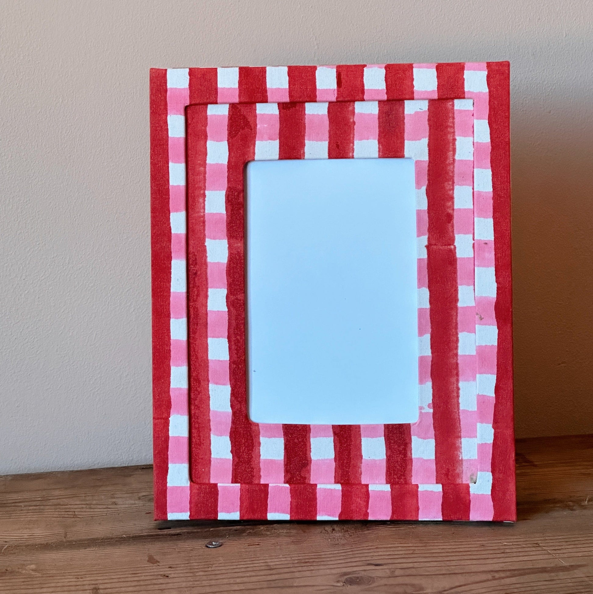 Misc Photo Frame - Handmade Block Print Red/Pink Check 22958