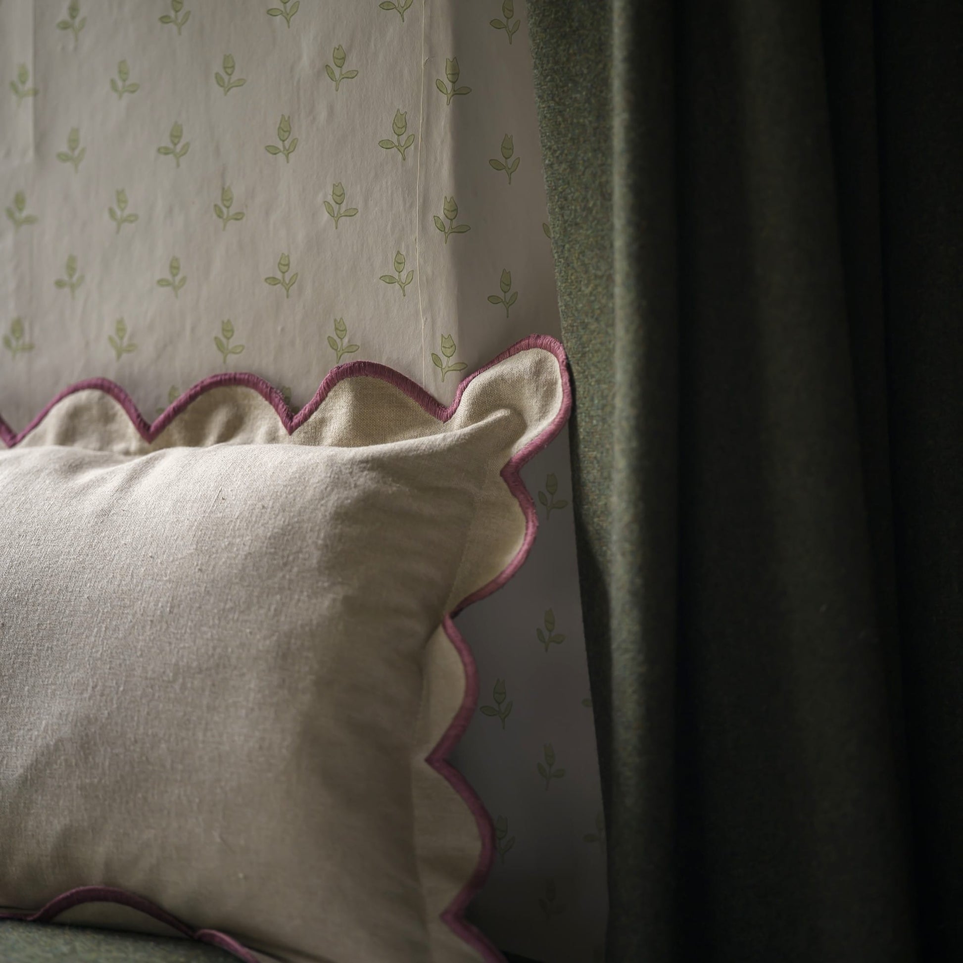 Cushions Scalloped Cushion - Pomegranate 26469