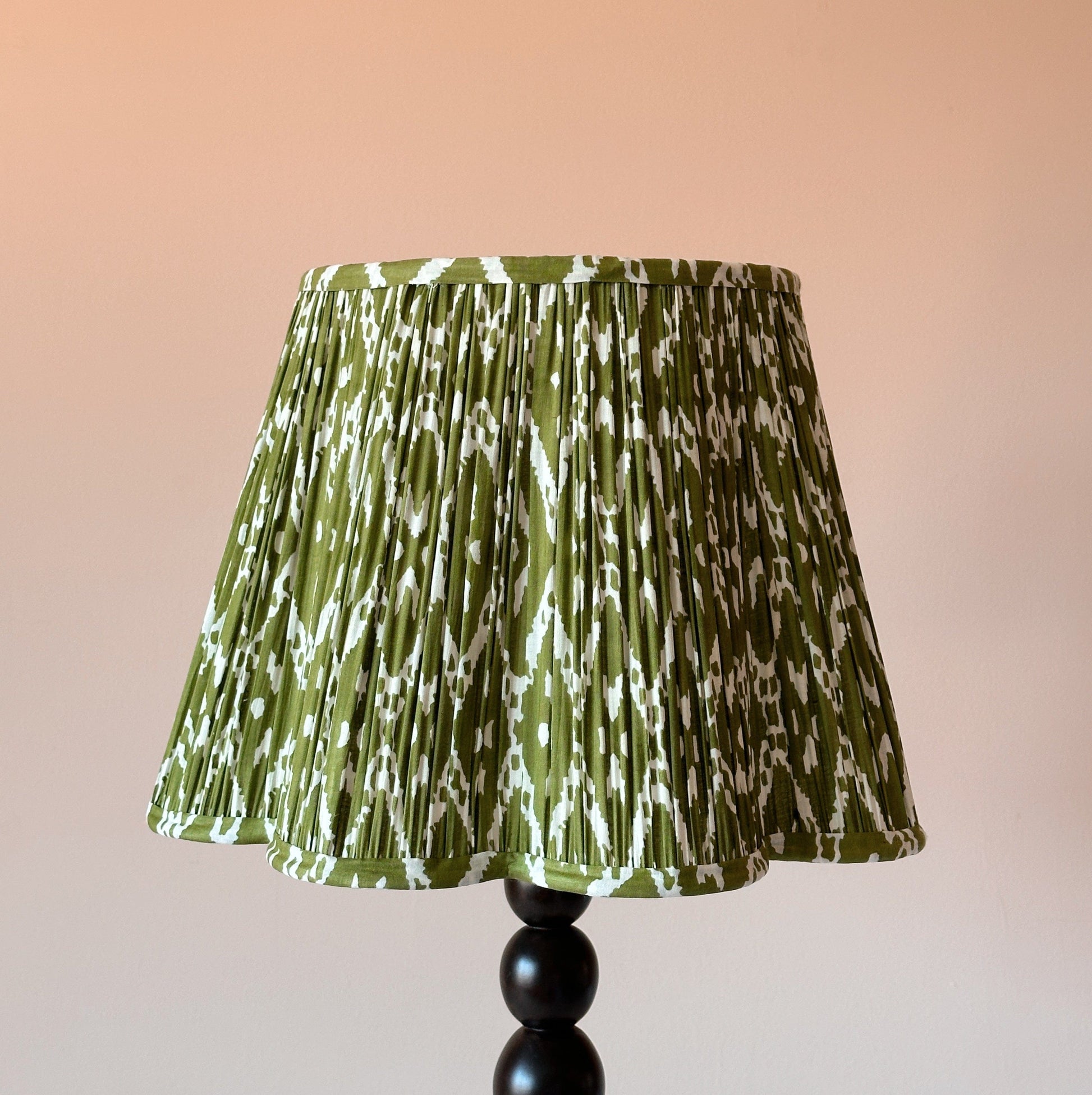 Empire Scalloped Lampshade - Olive & White