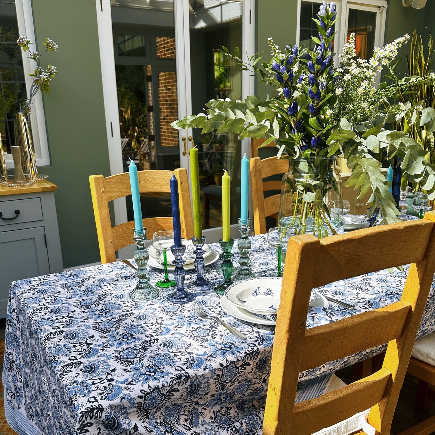 Kapoor Carpets & Textiles Tablecloths & Napkins Tablecloth - Blue Botanical