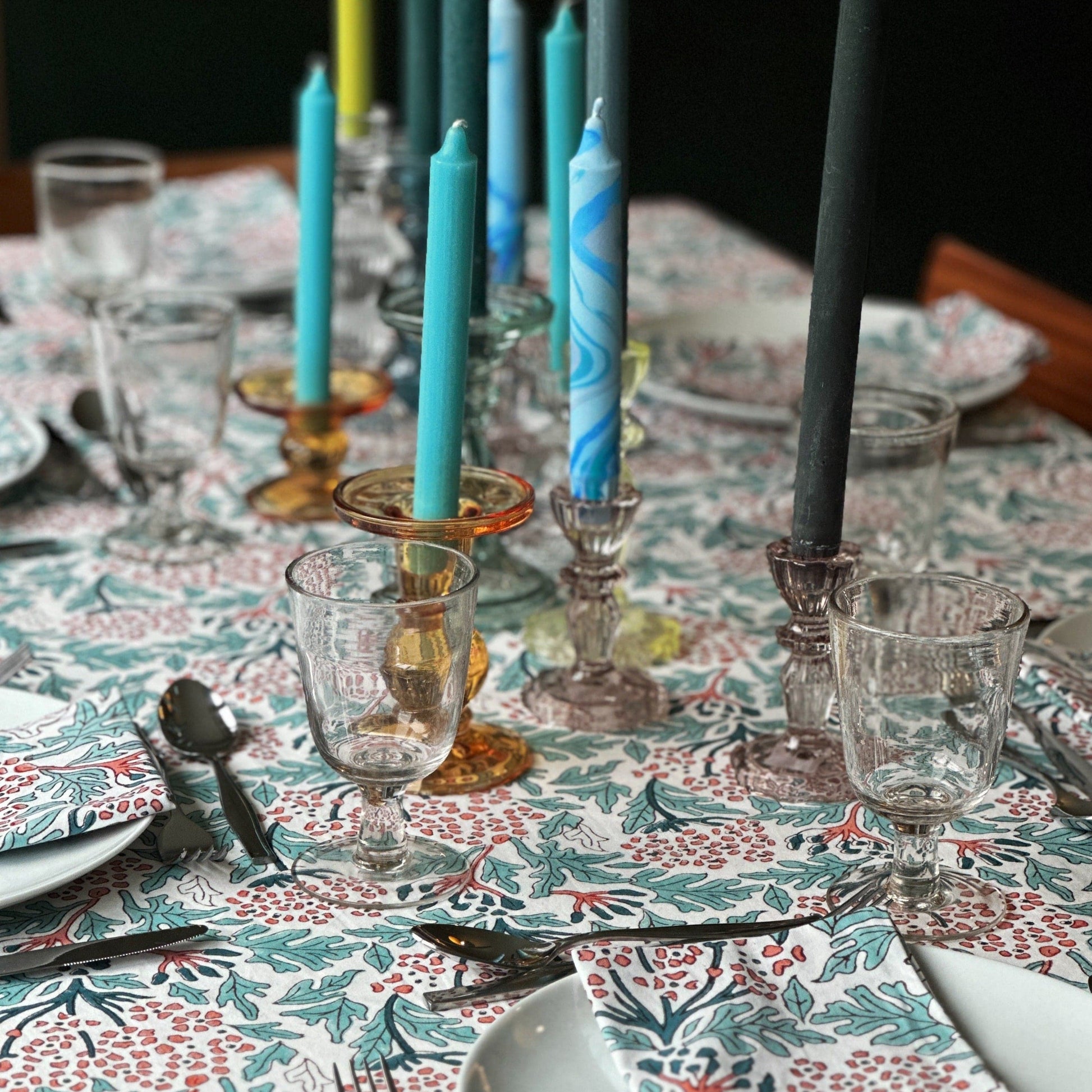 Tablecloths & Napkins Tablecloth - Cambridge Blue & Coral