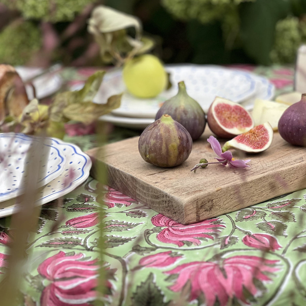 Tablecloths Tablecloth - Carmine Climber on Pea Green