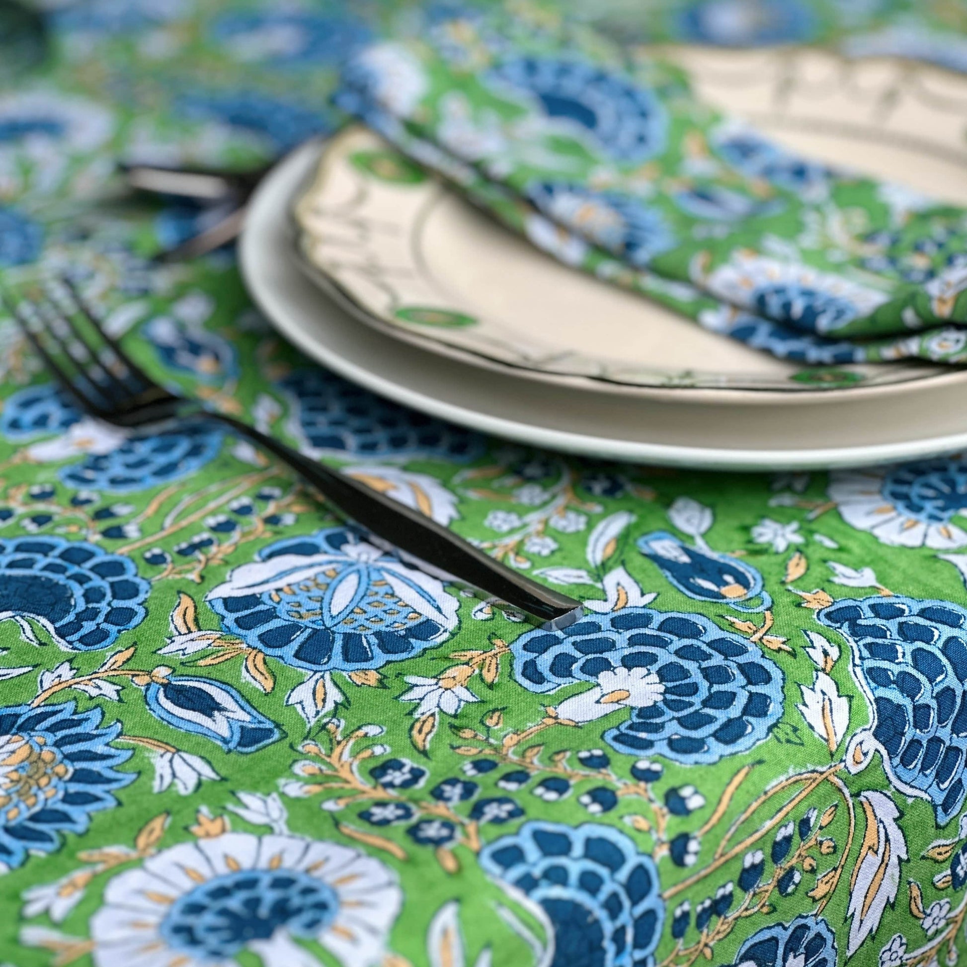 Tablecloths & Napkins Tablecloth - Green/Blue Botanical