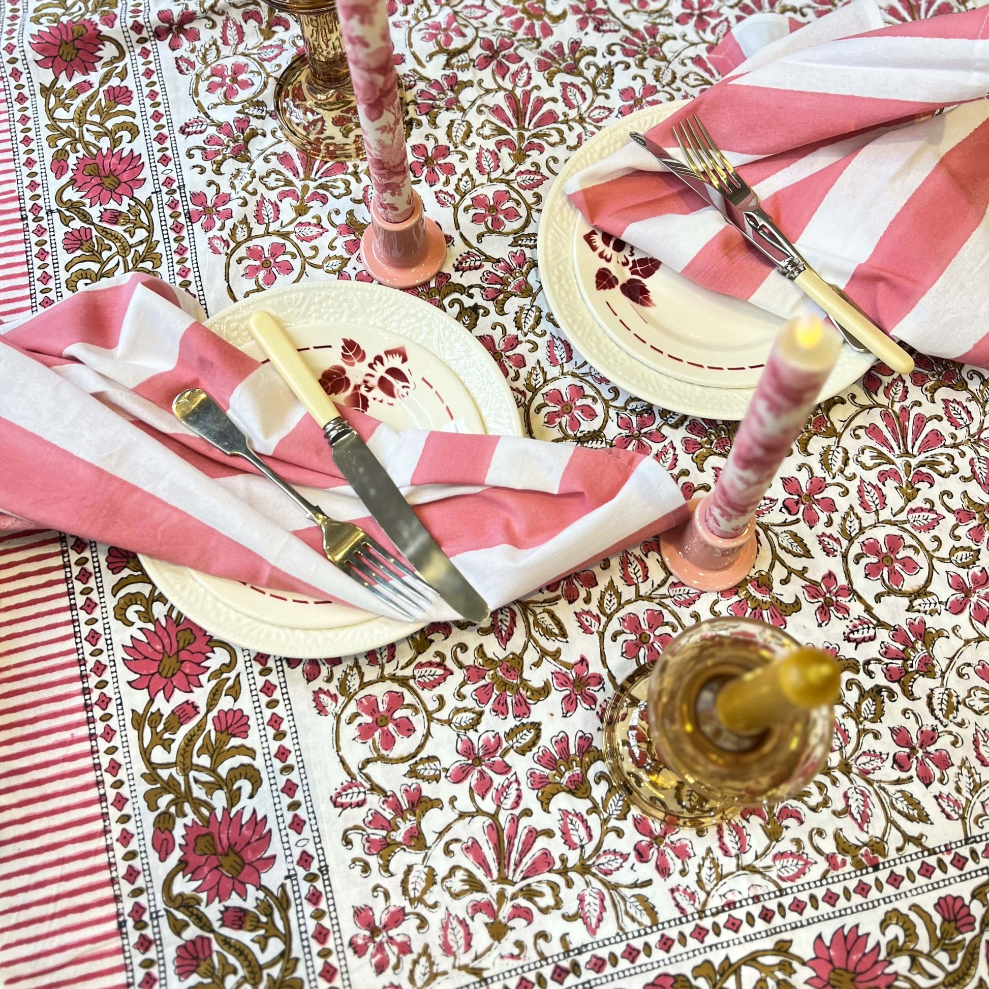 Tablecloths Tablecloth - Rich Pink & Chestnut Botanical Medium 150x230cm 27565