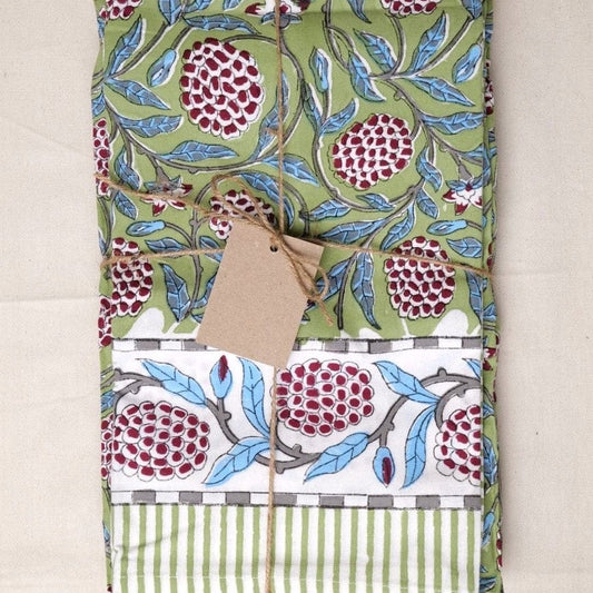 Tablecloths Tablecloth - Wild Loganberries - 250x150cm 27079