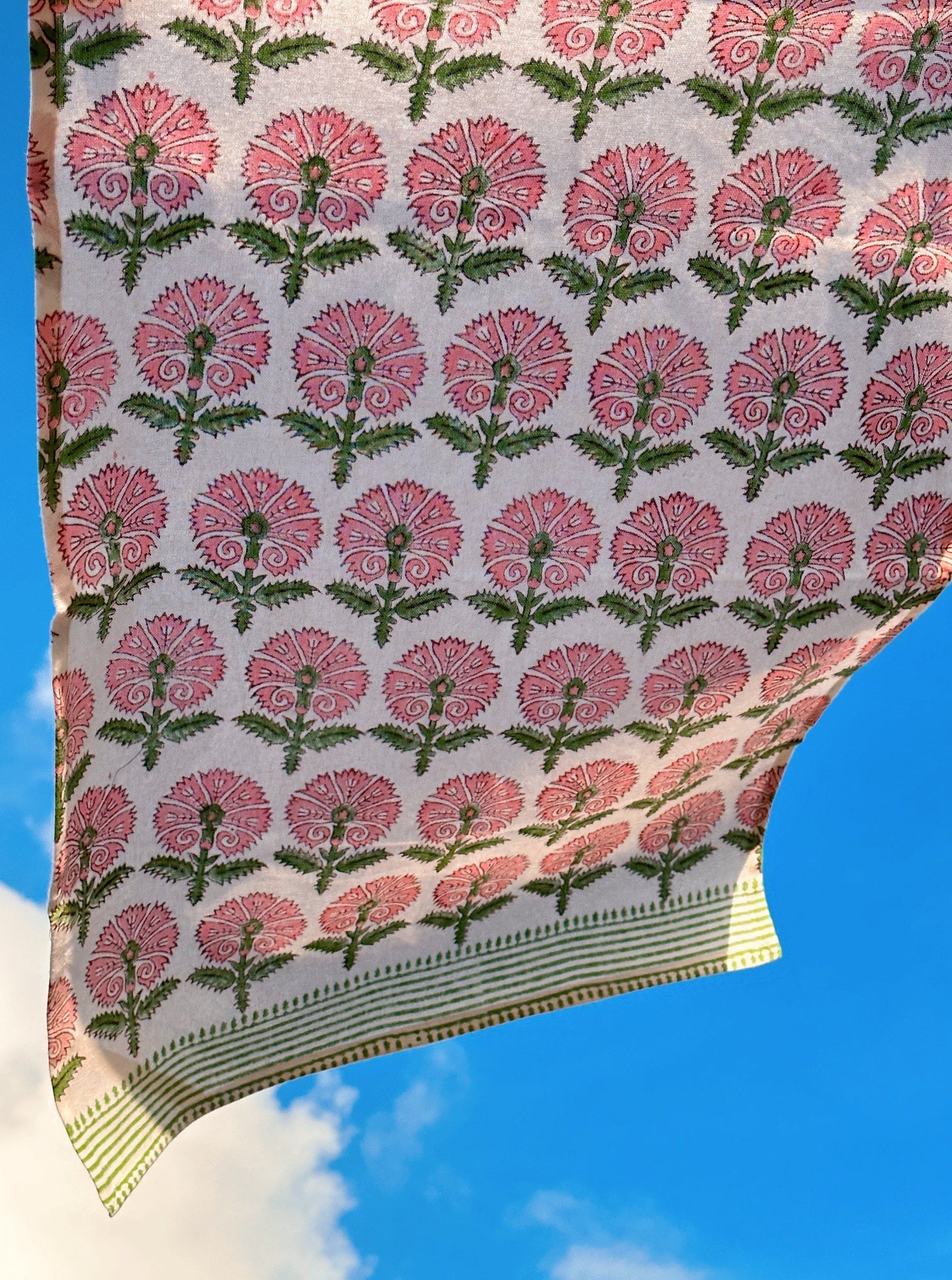 Tablecloths & Napkins Tea Towel - Pink Thistles 21332