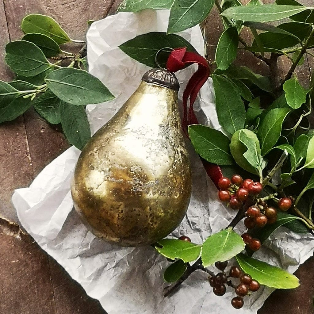 Xmas Tree Decorations Gold Pear 23580