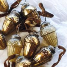 Xmas Tree Decorations, various Gold Acorn 23581