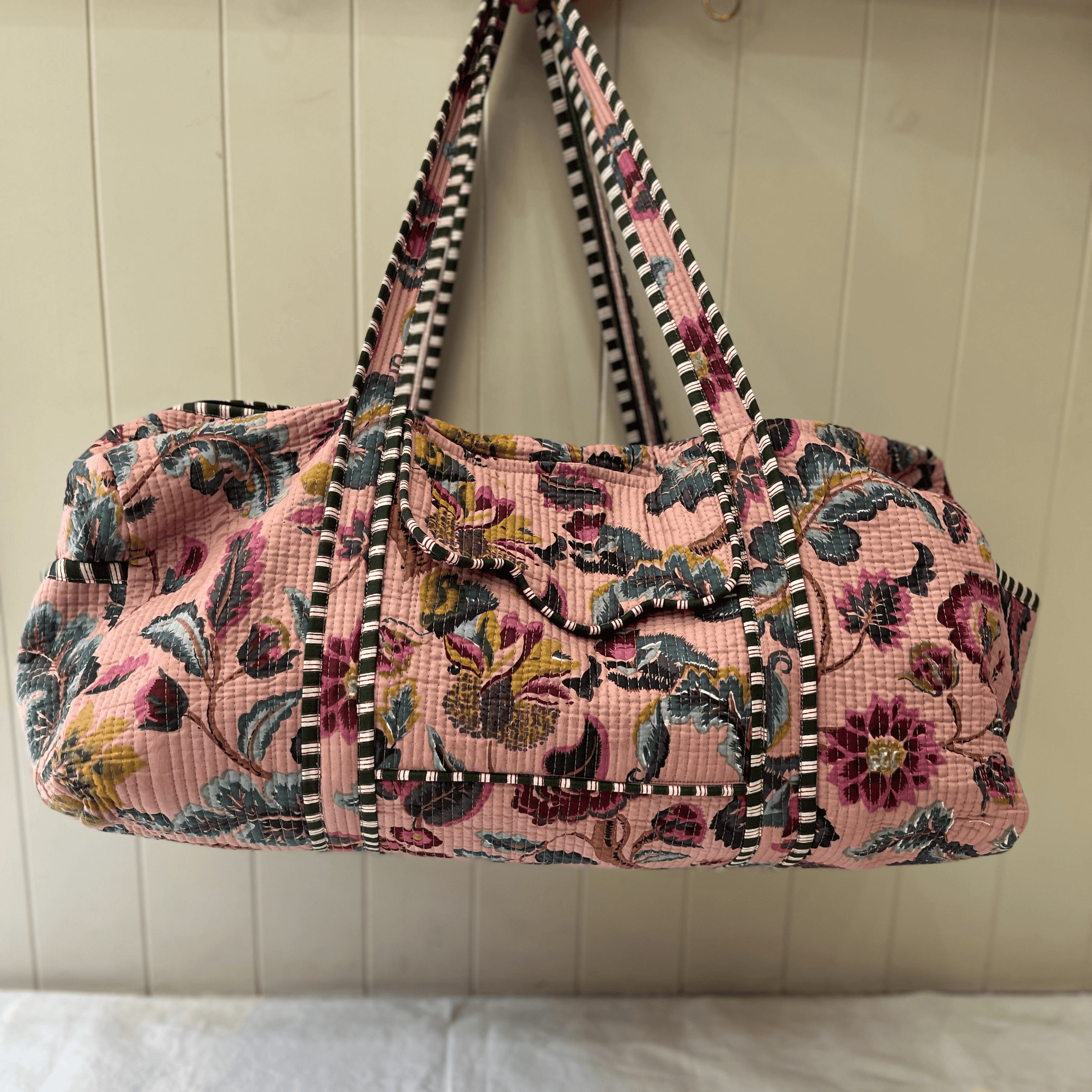 Weekender Bags Weekender Bag - Plum Botanical 25018